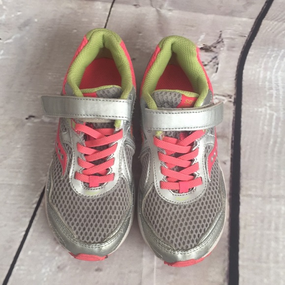 Saucony cohesion 10 sneaker in size 1M - Picture 3 of 15